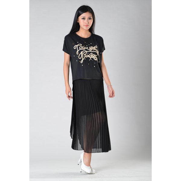 SY014針織車花訂珠短袖可脫半裙正面效果 SY014針織車花訂珠短袖可脫半裙正面效果